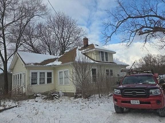 3rd image of 4449 Ridge Rd
