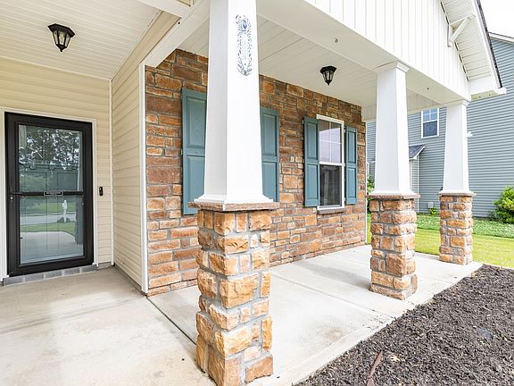 3rd image of 712 Ashley Meadow Ln