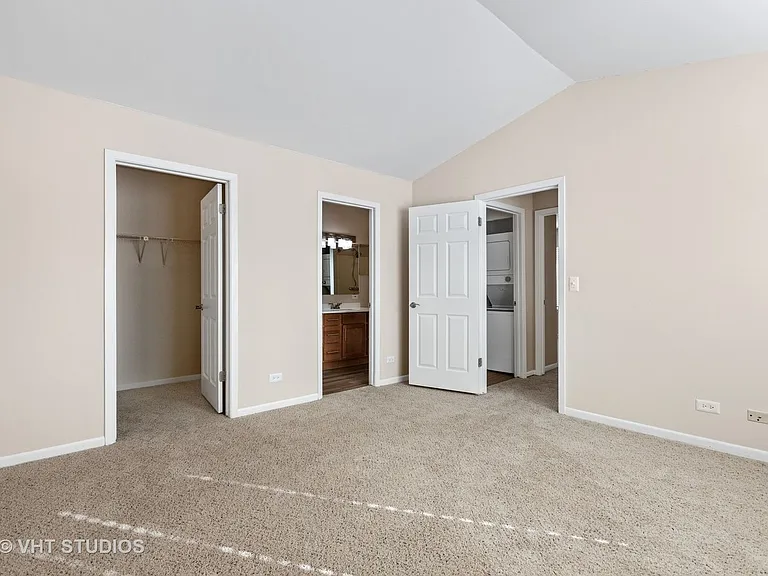 1621 Westminster Dr #112 — Photo 28