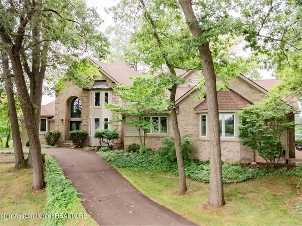 10082 Oak Island Dr, Laingsburg, MI 48848