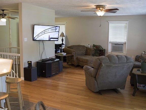 4th image of 13 Crafton St