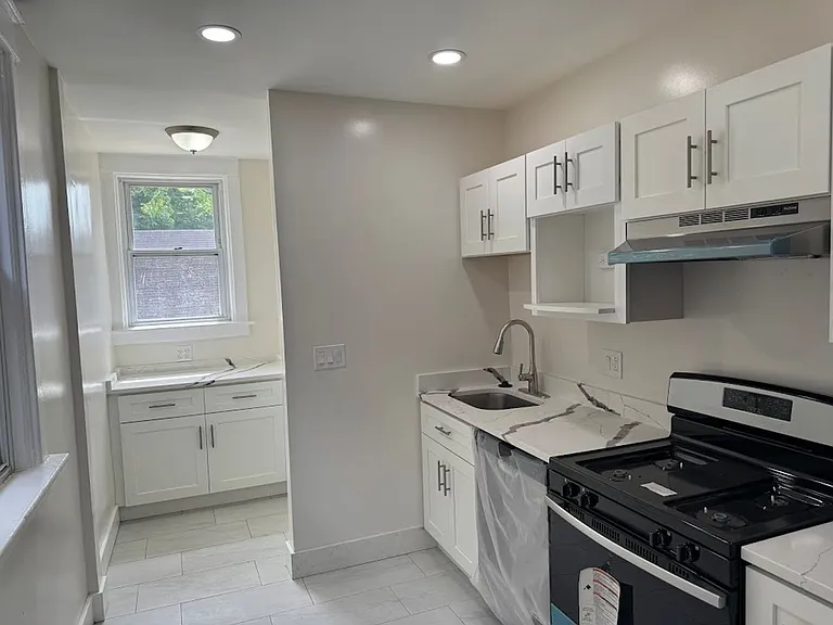 5916 Nicholson St — Photo 9