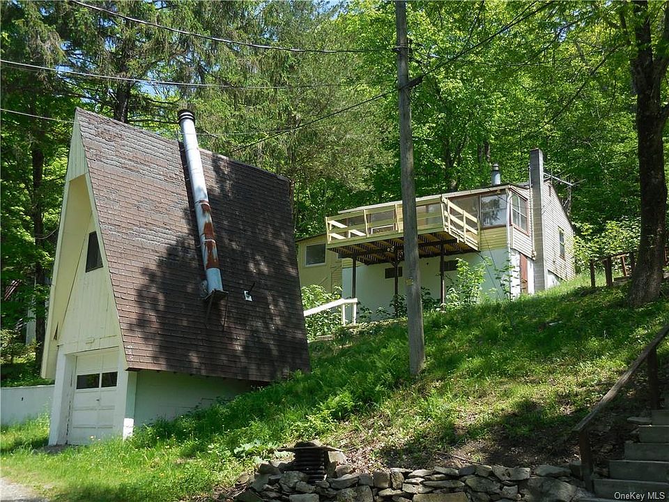 1st image of 35 Lake Claire Dr