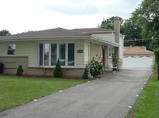 1168 S Chestnut Ave, Arlington Heights, IL 60005