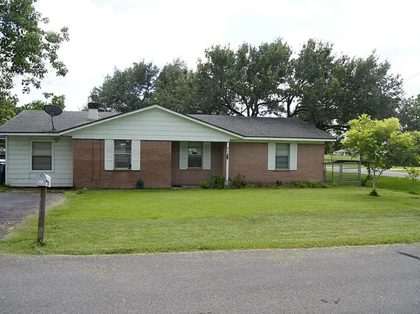 917 Heisse St, Alvin, TX 77511