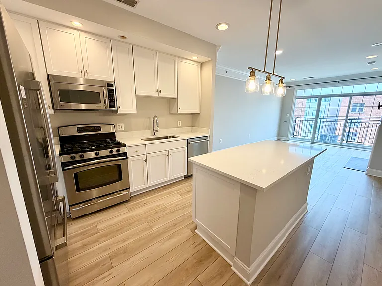 1451 Belmont St NW #420 — Photo 13