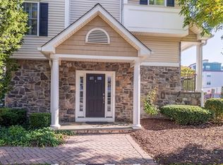 1707 Summer St APT 5, Stamford, CT