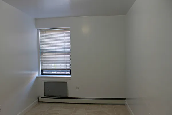 Rented by H.P. Greenfield Real Estate | media 9