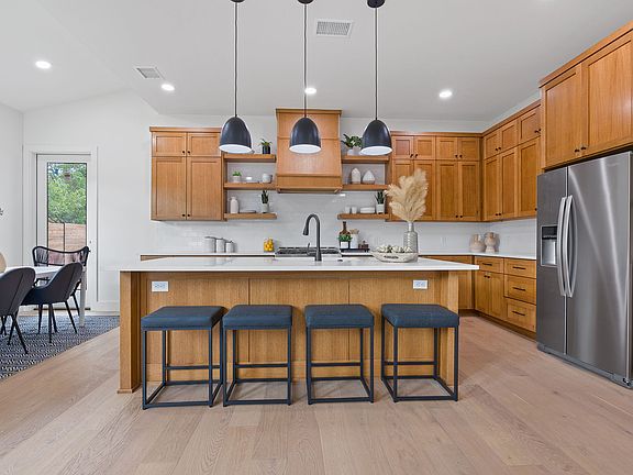 2nd image of 4418 Red River St #1