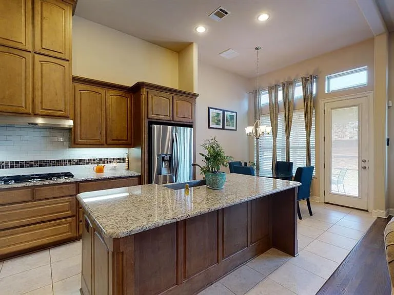 Enjoy a well-equipped kitchen with stainless steel appliances including: farm sink, 5-burner gas stove, gas oven, microwave, and dishwasher. You also have use of the indoor grill, electric pressure cooker, electric kettle, and assorted small appliances.