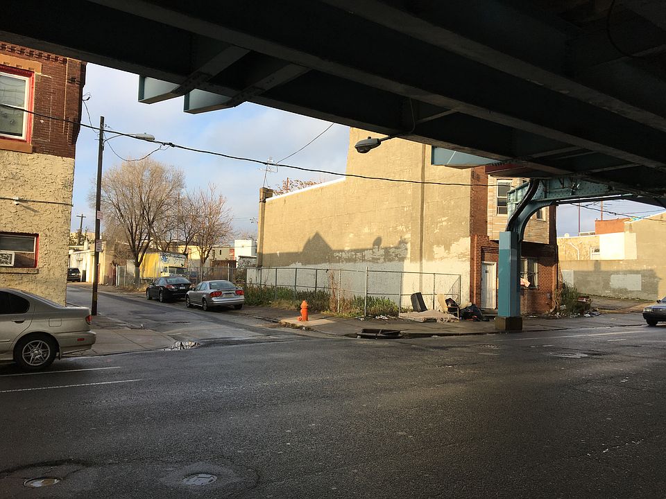 1st image of 3530 Kensington Ave