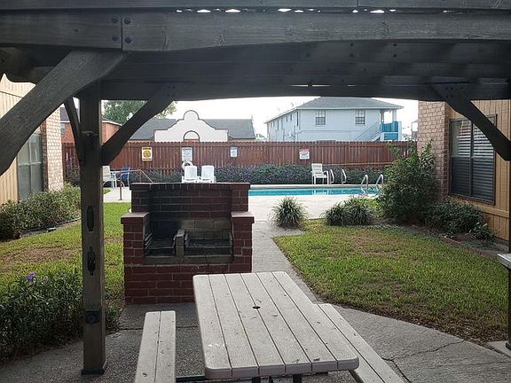 5th image of 401 Jose Marti Blvd APT 204