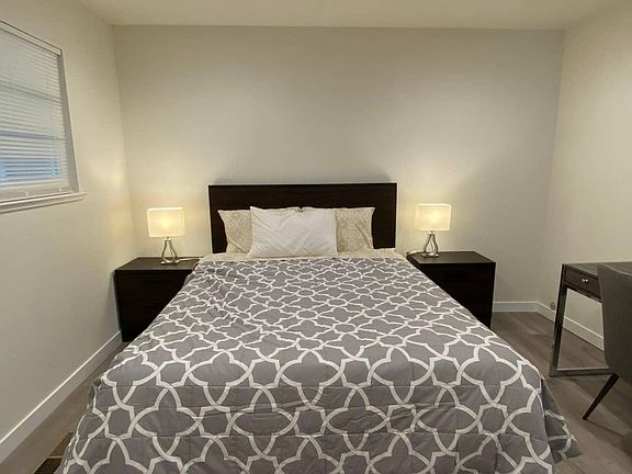 4th image of 5741 Clematis Dr APT 2