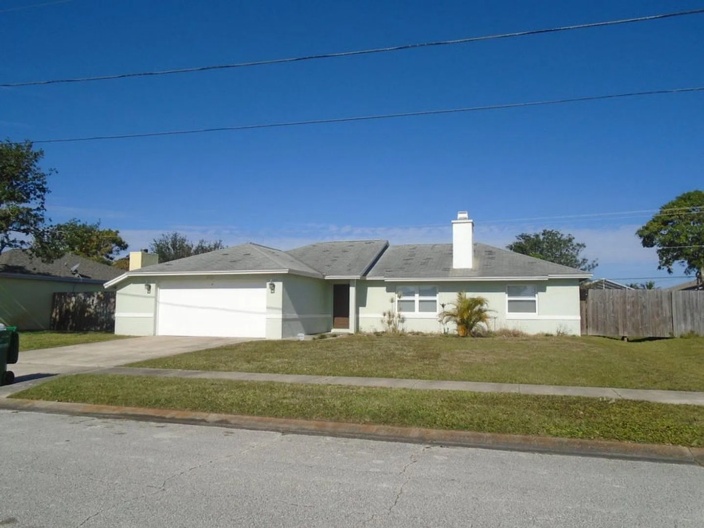 Single Family Home — Photo 2