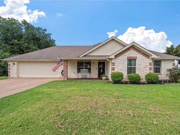 355 Norwood Dr, Woodway, TX 76712