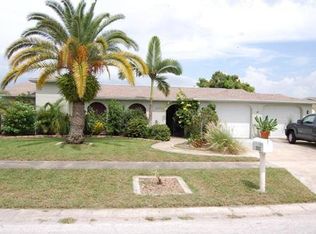 2022 Sugarbush Dr, Holiday, FL 34690