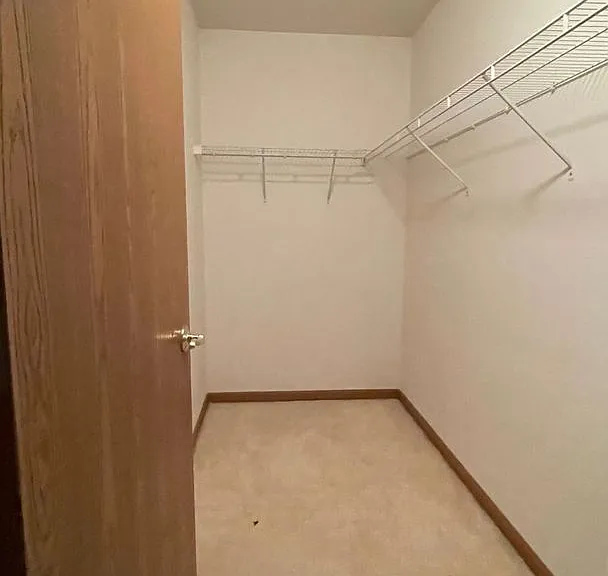 205 S Furlong Dr — Photo 10