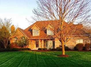 138 N Buckingham Dr, Sugar Grove, IL 60554