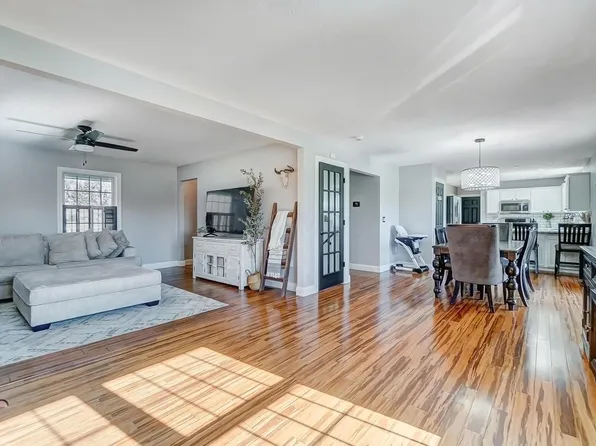 4681 W National Rd, Springfield, OH 45504