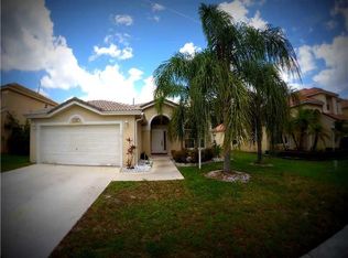 1261 NW 143rd Ave, Pembroke Pines, FL 33028