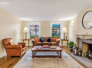 132 W 13th St #A, New York, NY 10011