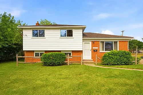 3840 Williams St Photo 1