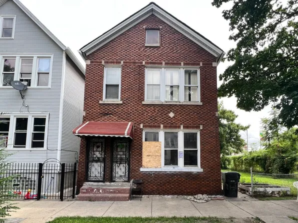 4217 S Wells St, Chicago, IL 60609