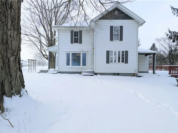 4775 School St, Conneaut, OH 44030
