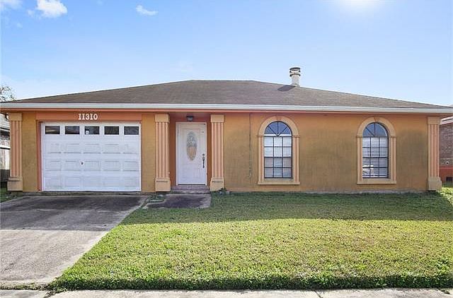 1st image of 11310 Parkwood Ct N