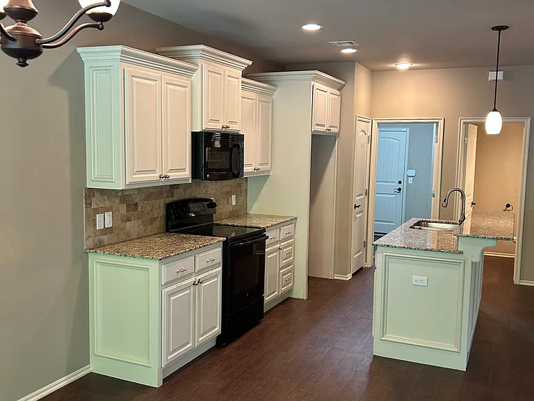 12011 Jadesdale Cir — Photo 17