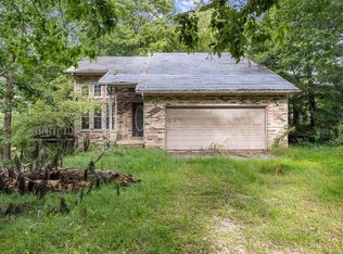 22600 River Rd, Monticello, IA 52310