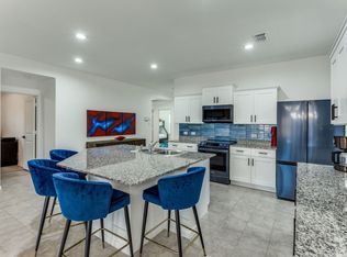 810 Wolf Creek Dr, Cleburne, TX 76033