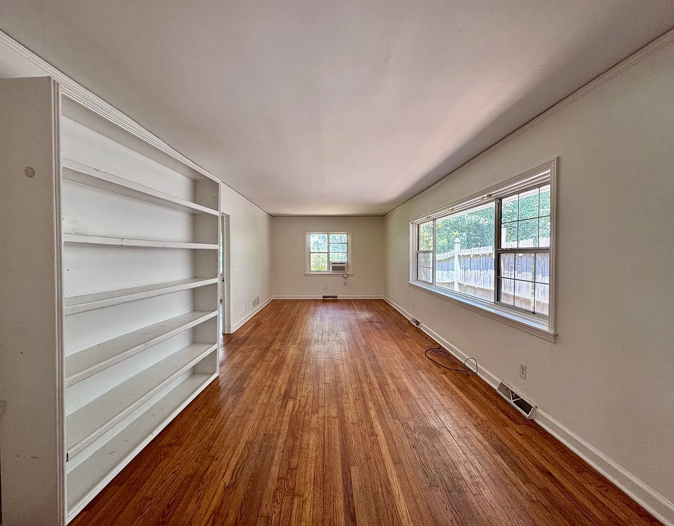 114 Lookout Circle — Photo 2