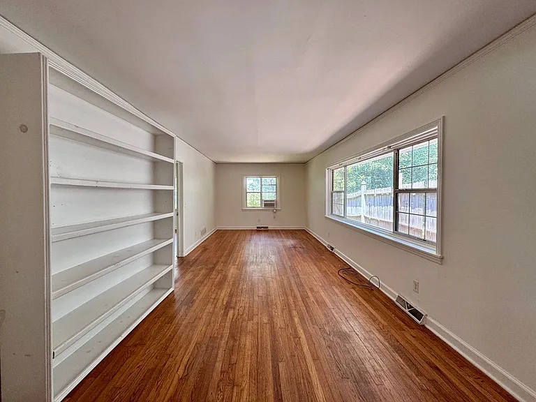 114 Lookout Cir SW — Photo 2