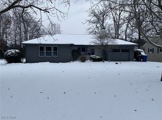 1927 Center Rd, Avon, OH 44011