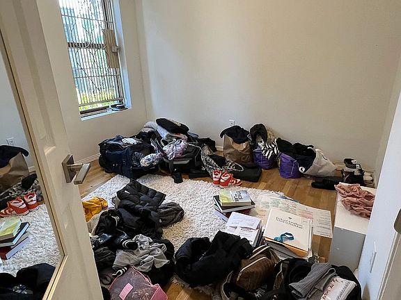 5th image of 296 W 11th St APT 4R