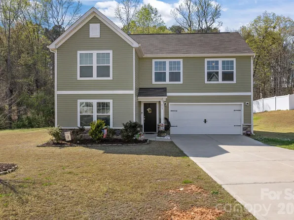 813 Yorkshire Dr, Albemarle, NC 28001