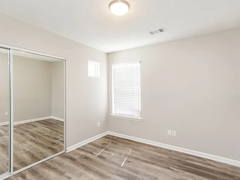 205 Silver Ridge Dr — Photo 15