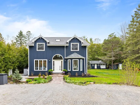 26 Vambola Ave, Georgina, ON L0C 1L0