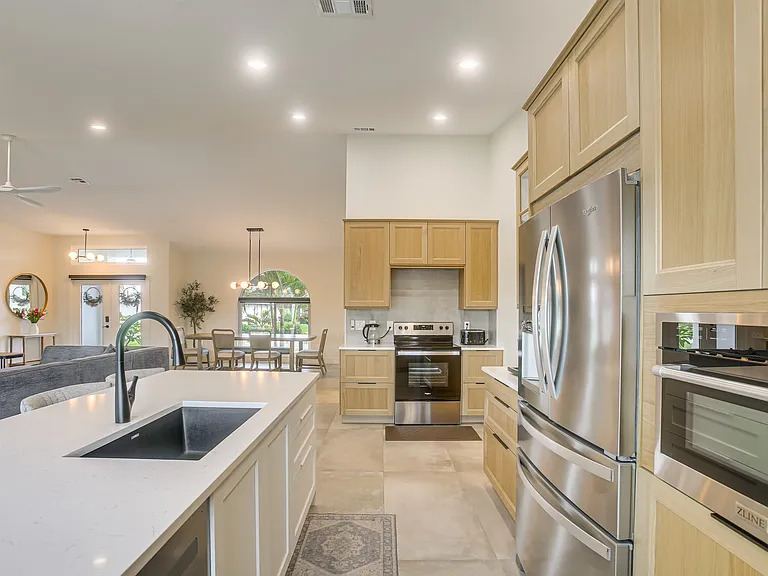 5133 Latham Ter — Photo 6
