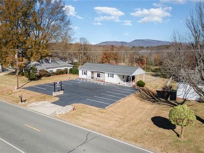 317 E King St, King, NC, 27021