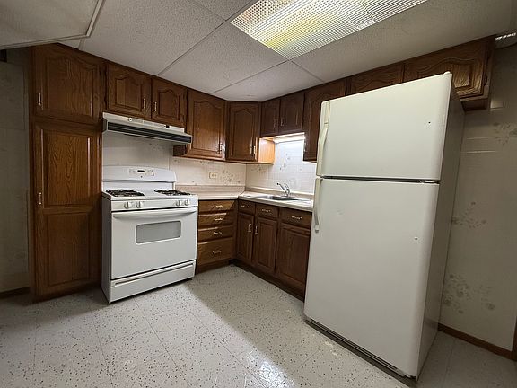 4th image of 15260 El Cameno Ter APT 1E