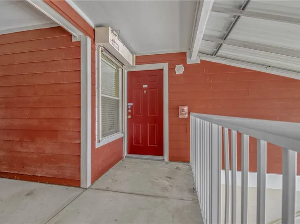 519 Parkway #302, College Station, TX 77840