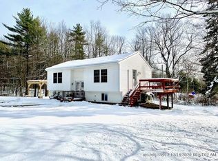 622 Hallowell Rd, Chelsea, ME 04330
