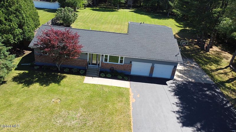 4th image of 36 Snake Hill Road