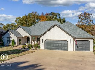 3400 Callie Dr, Grove, OK 74344