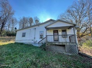 110 Martin Cir, Harriman, TN 37748