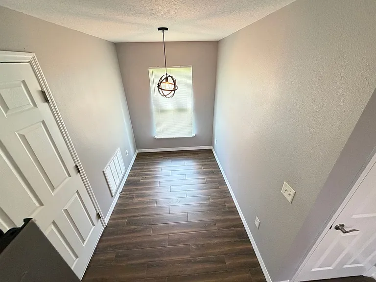 2615 Fair Oaks Dr — Photo 23