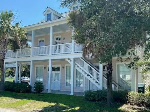 710 Boundary St #2D, Beaufort, SC 29902