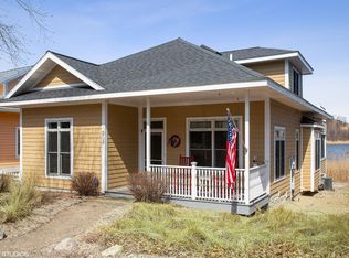 308 Beachwalk Ln, Michigan City, IN